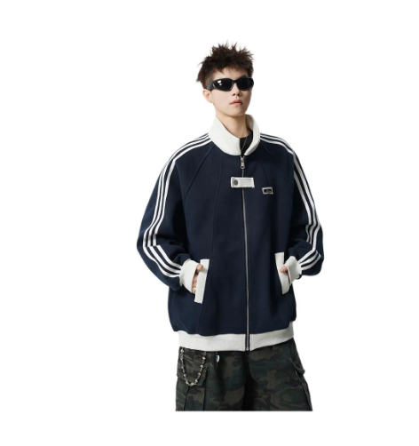 V37 American-style striped sweatshirt