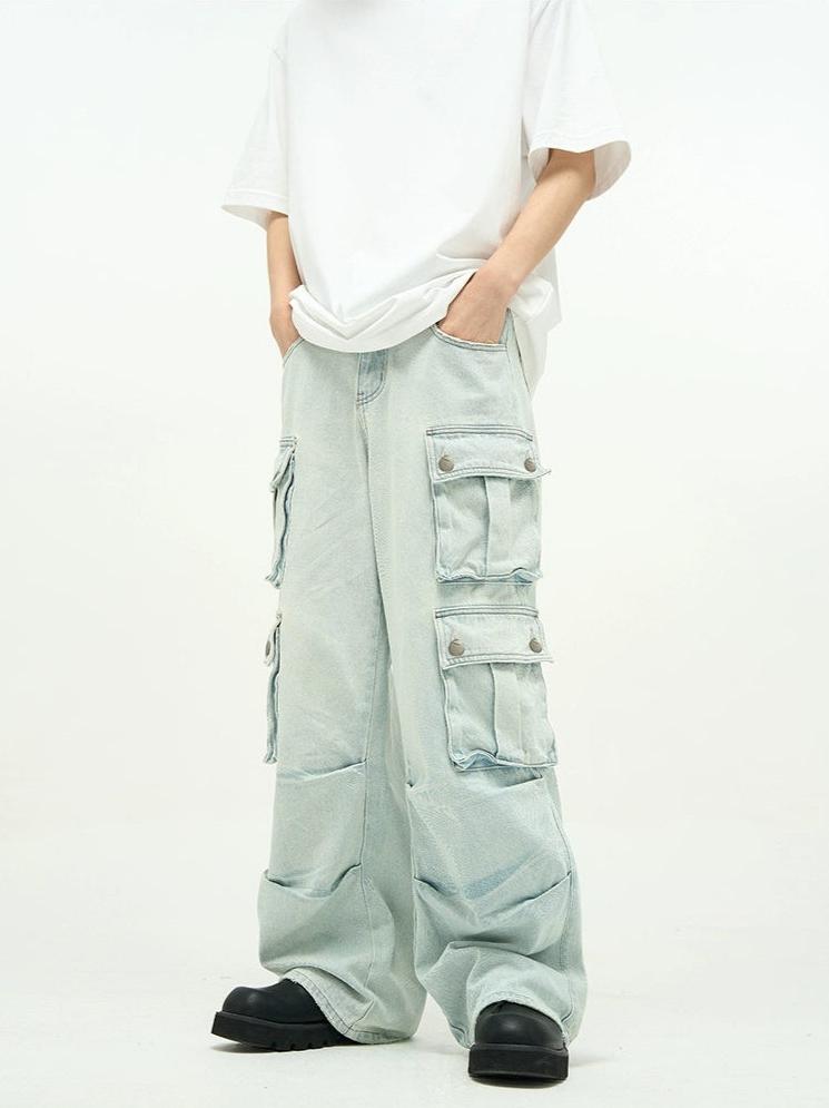 Faded Multi Pocket Wide-Leg Cargo Jeans