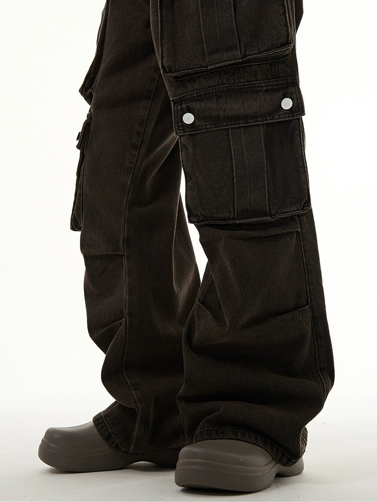 Faded Multi Pocket Wide-Leg Cargo Jeans