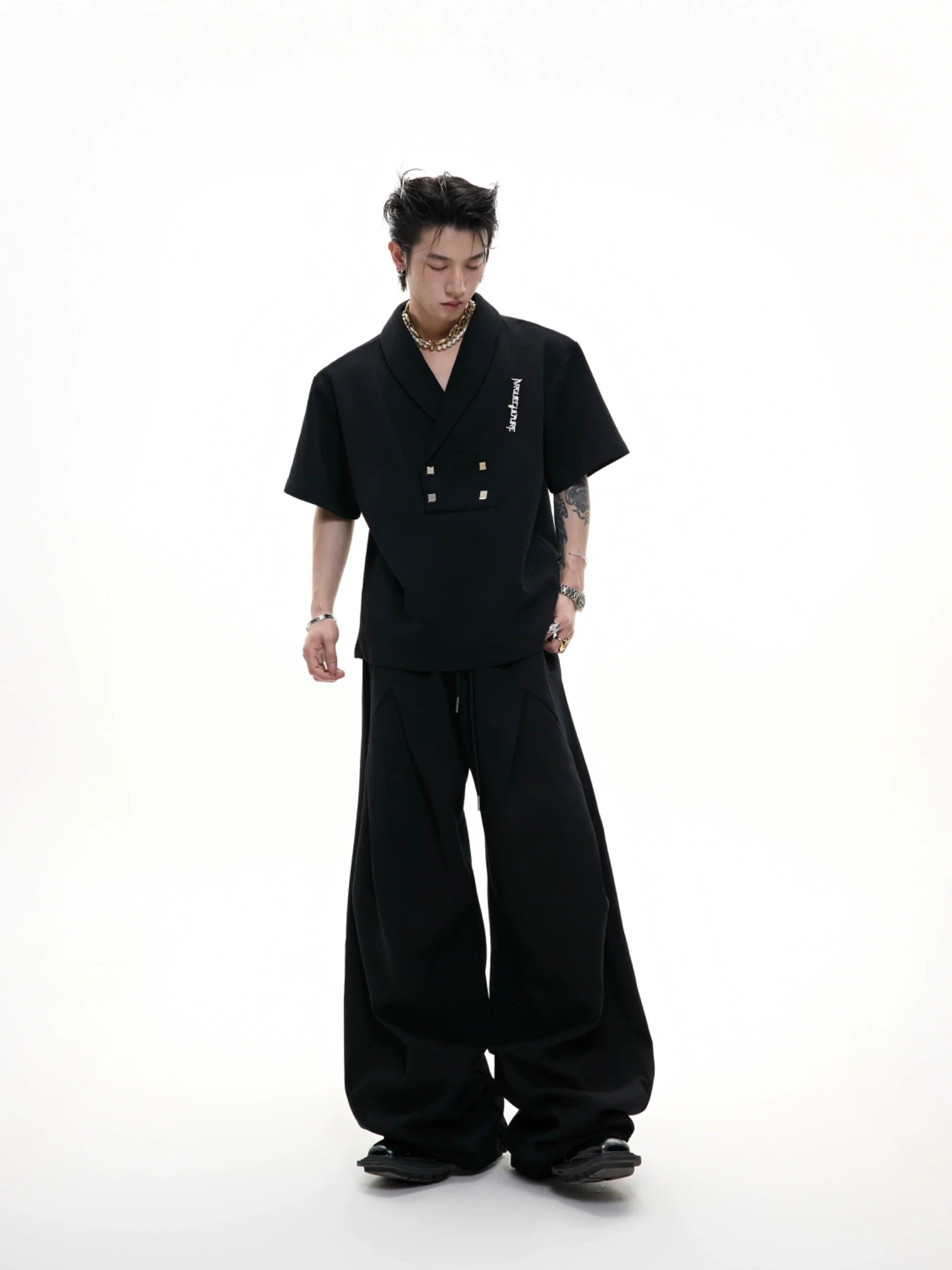 메탈 장식 스포츠 슈트