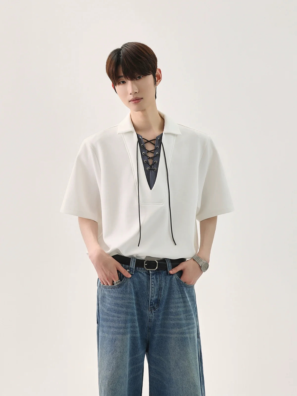 차콜 레이스업 카라 폴로 셔츠