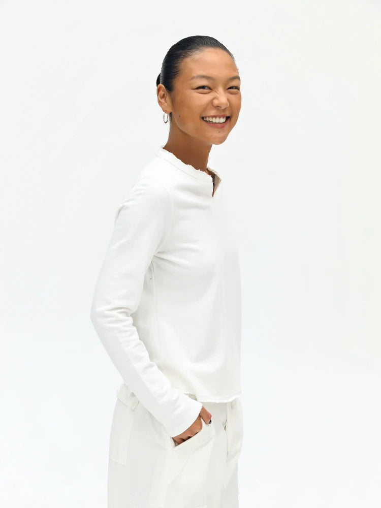 Plain V-neck Long Sleeve T-shirt