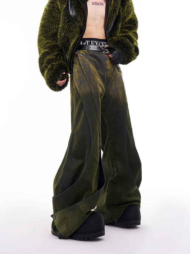 Curved Panel Wide-Leg Jeans