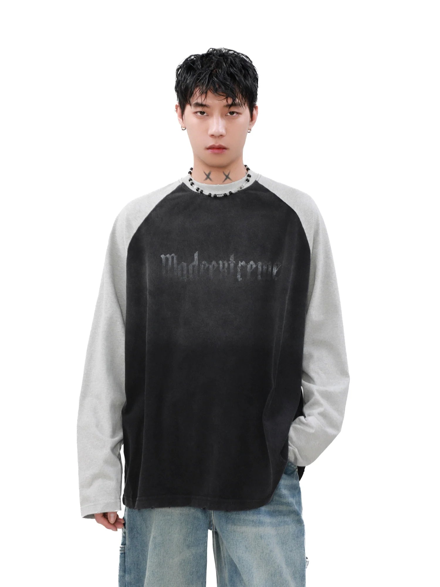 쉐도우 패널 대비 래글런 티셔츠
