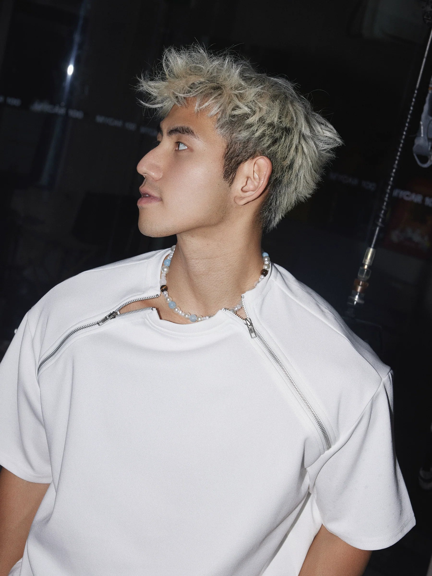오버사이즈 지퍼 디테일 티셔츠