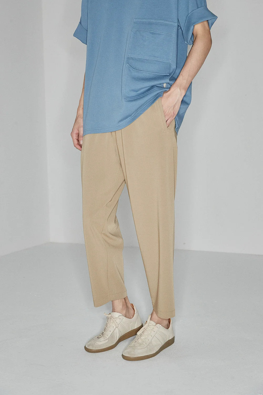 Side Seam-Free Elastic Waist Cropped Pants