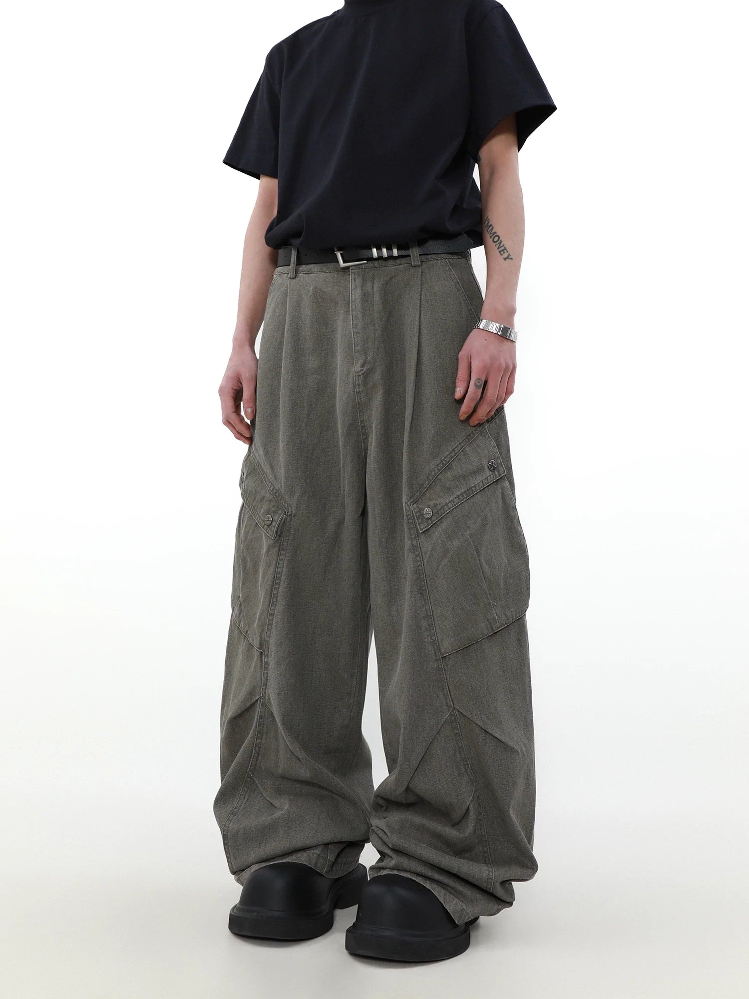 Shadow Fold Utility Cargo Jeans