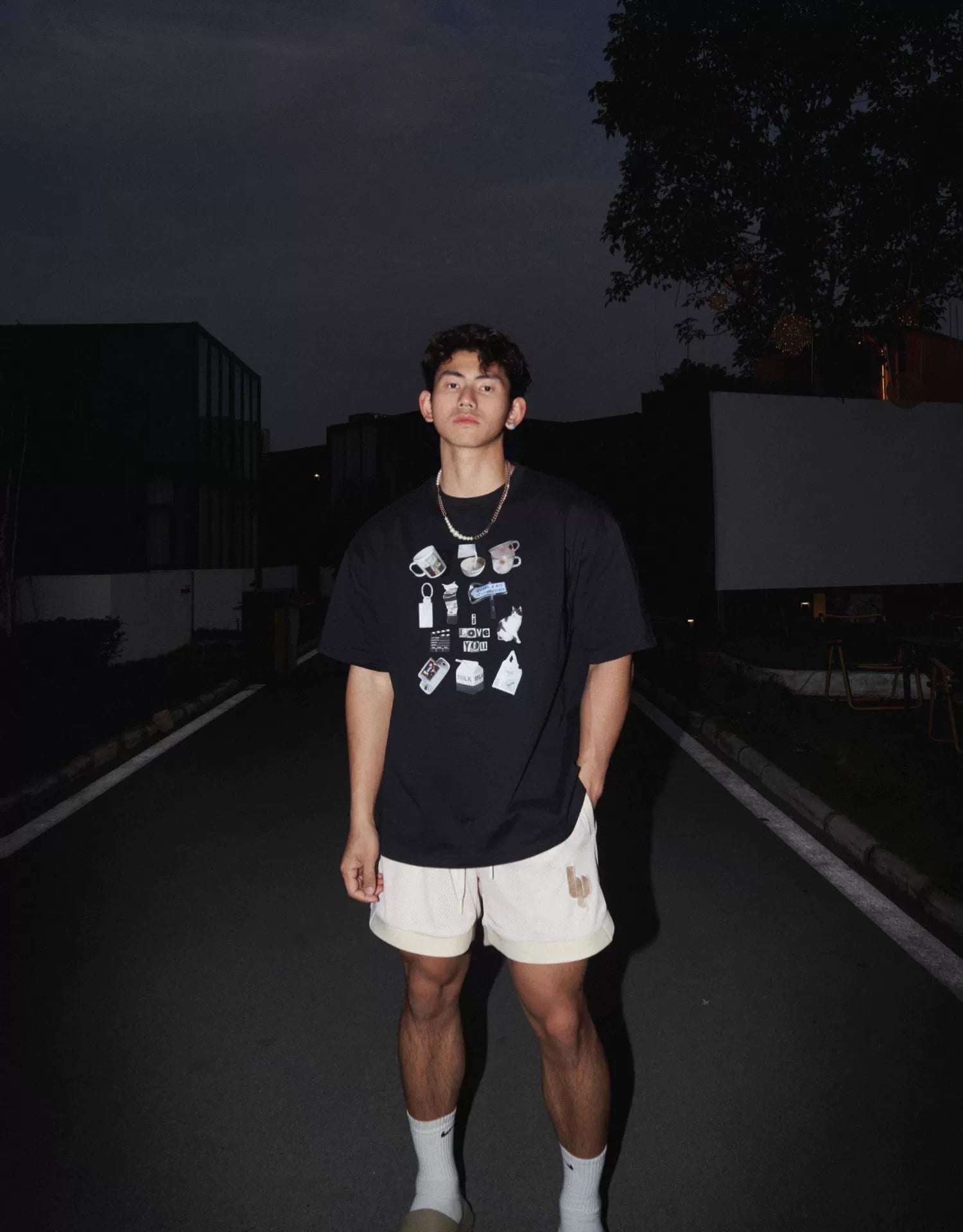 Café Print Graphic T-Shirt