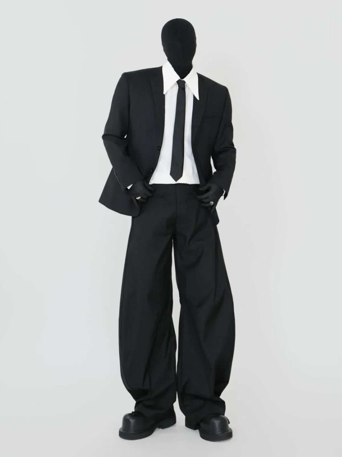 누아르 미니멀 테일러드 재킷