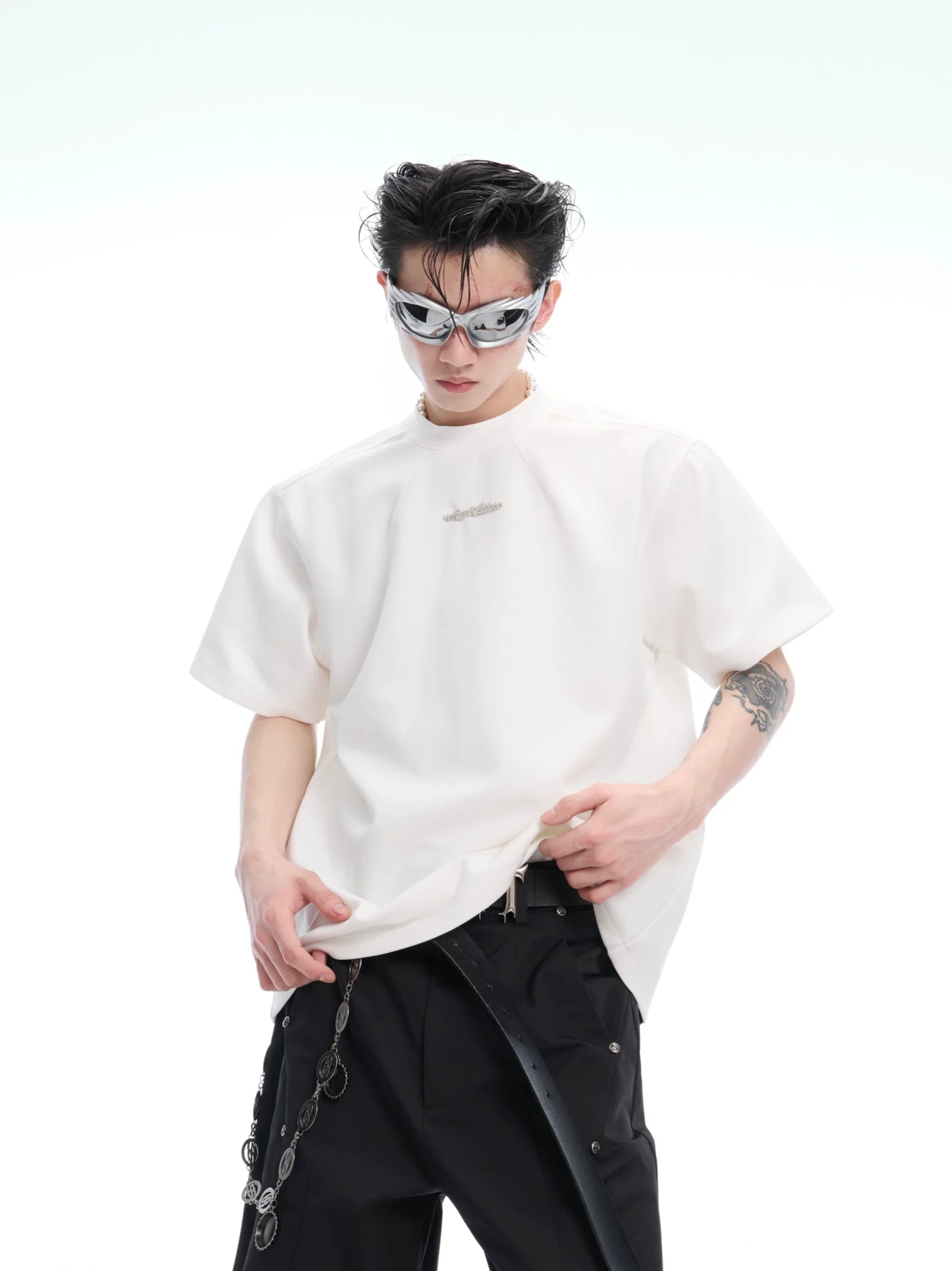 필수템 블랙 베이직 코튼 티셔츠