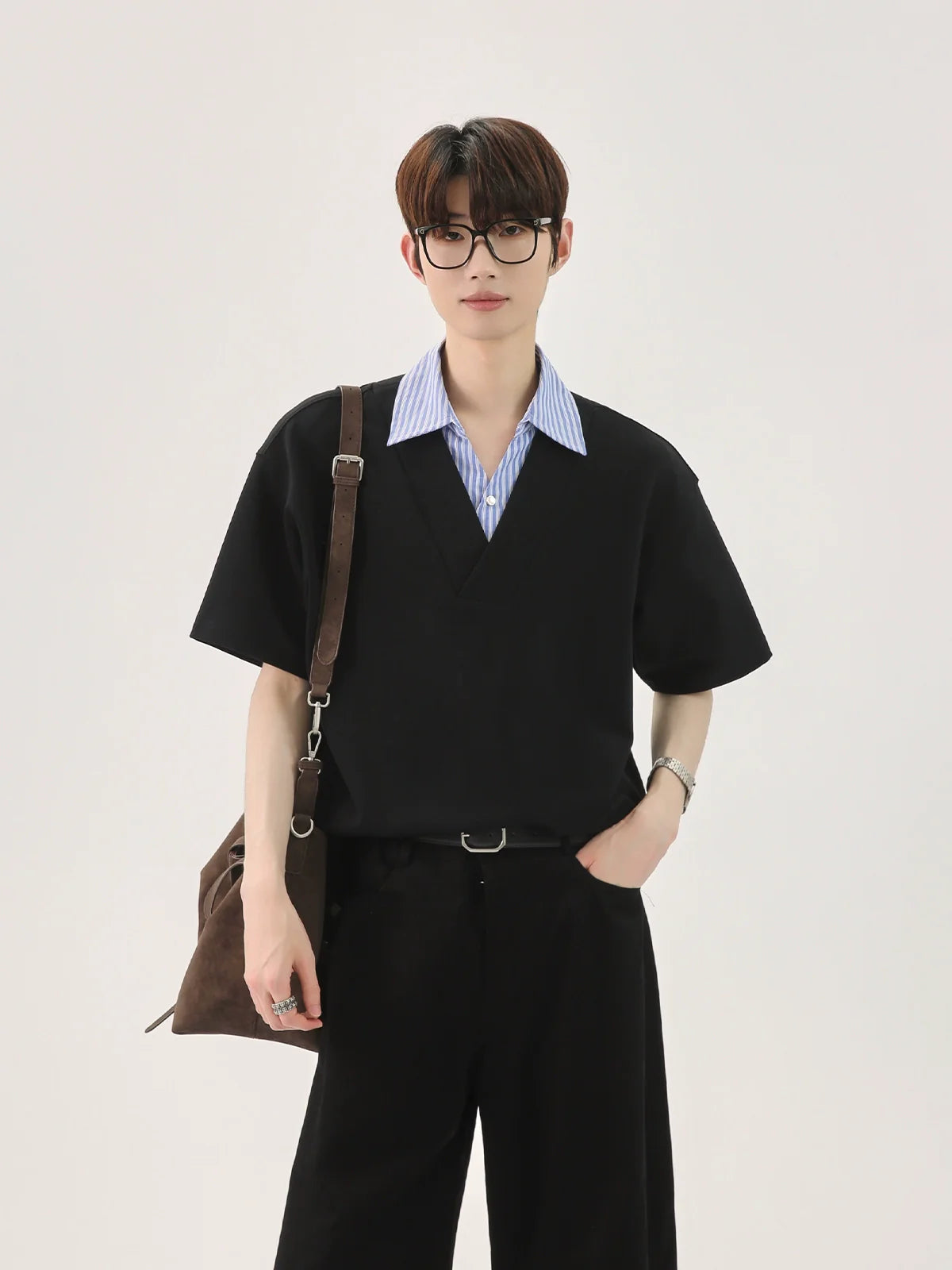 페이크 레이어드 블루 스트라이프 셔츠 칼라 및 플래킷 티셔츠