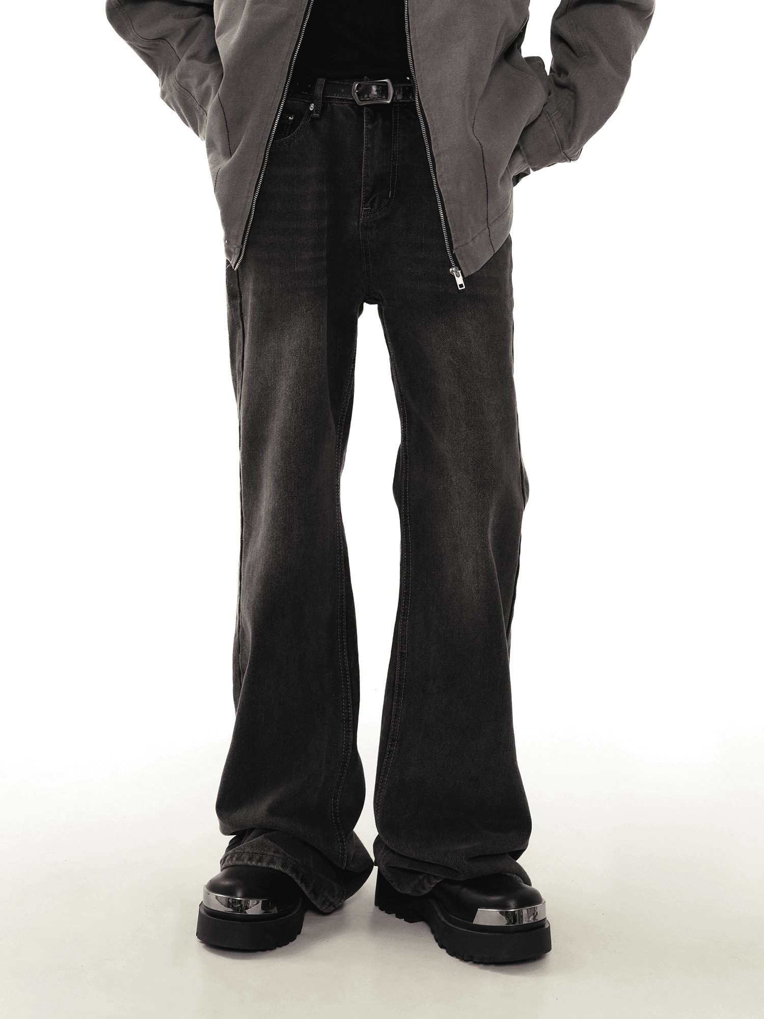 Classic Flare Jeans - chiclara