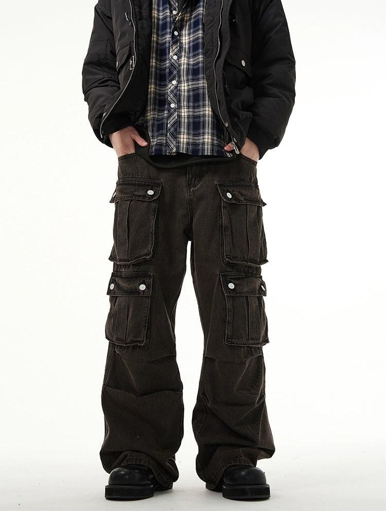 Faded Multi Pocket Wide-Leg Cargo Jeans