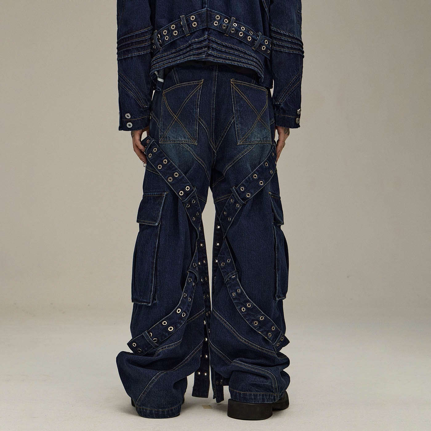 Grommet-Strap Cargo Jeans