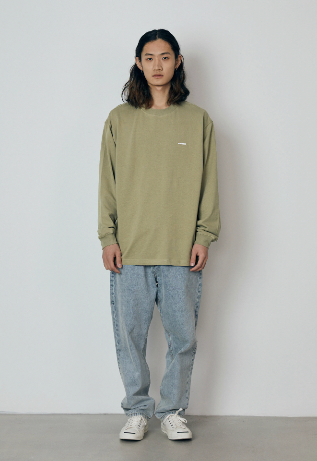 Minimalist Basic Small Logo Long Sleeved Tee - chiclara