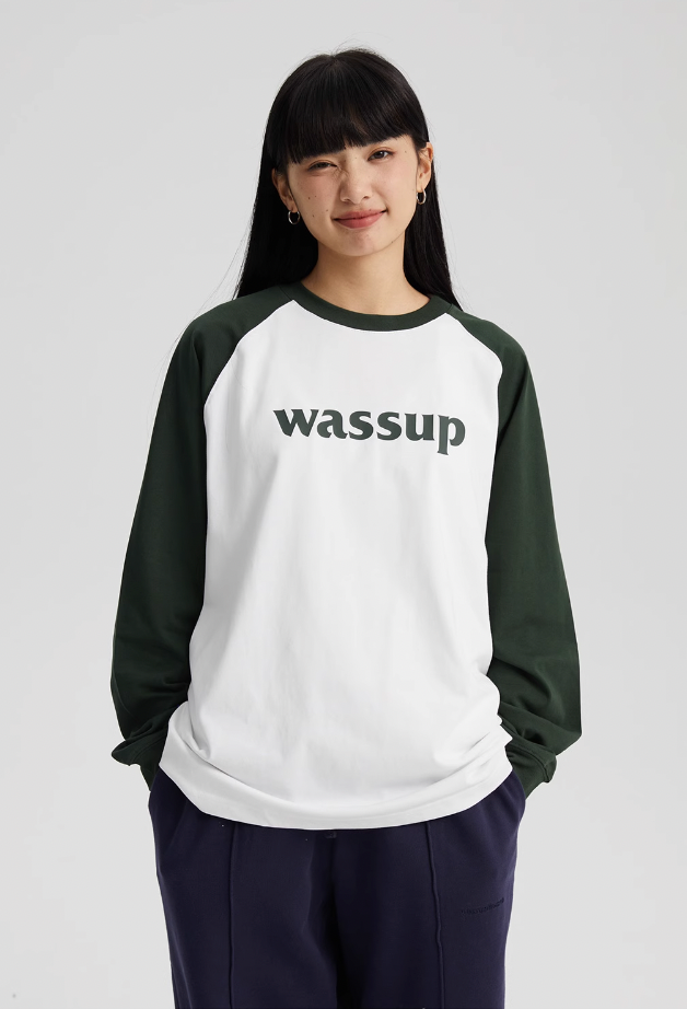 Essential Basic Logo Raglan Long Sleeved Tee - chiclara