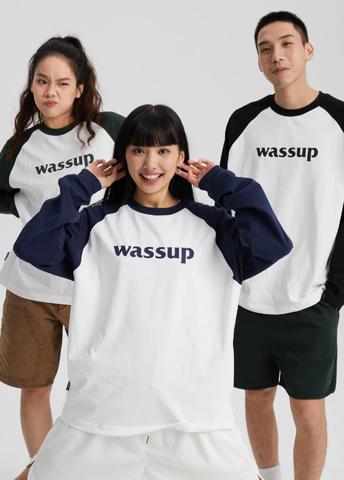 Essential Basic Logo Raglan Long Sleeved Tee - chiclara