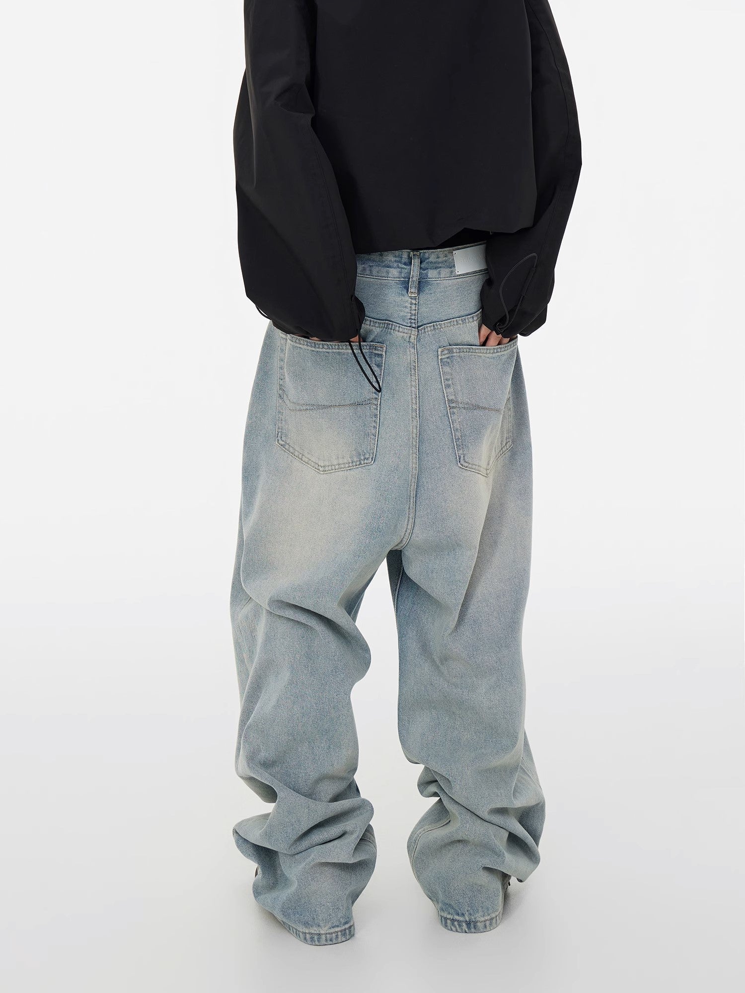 Light Wash Balloon Fit Jeans