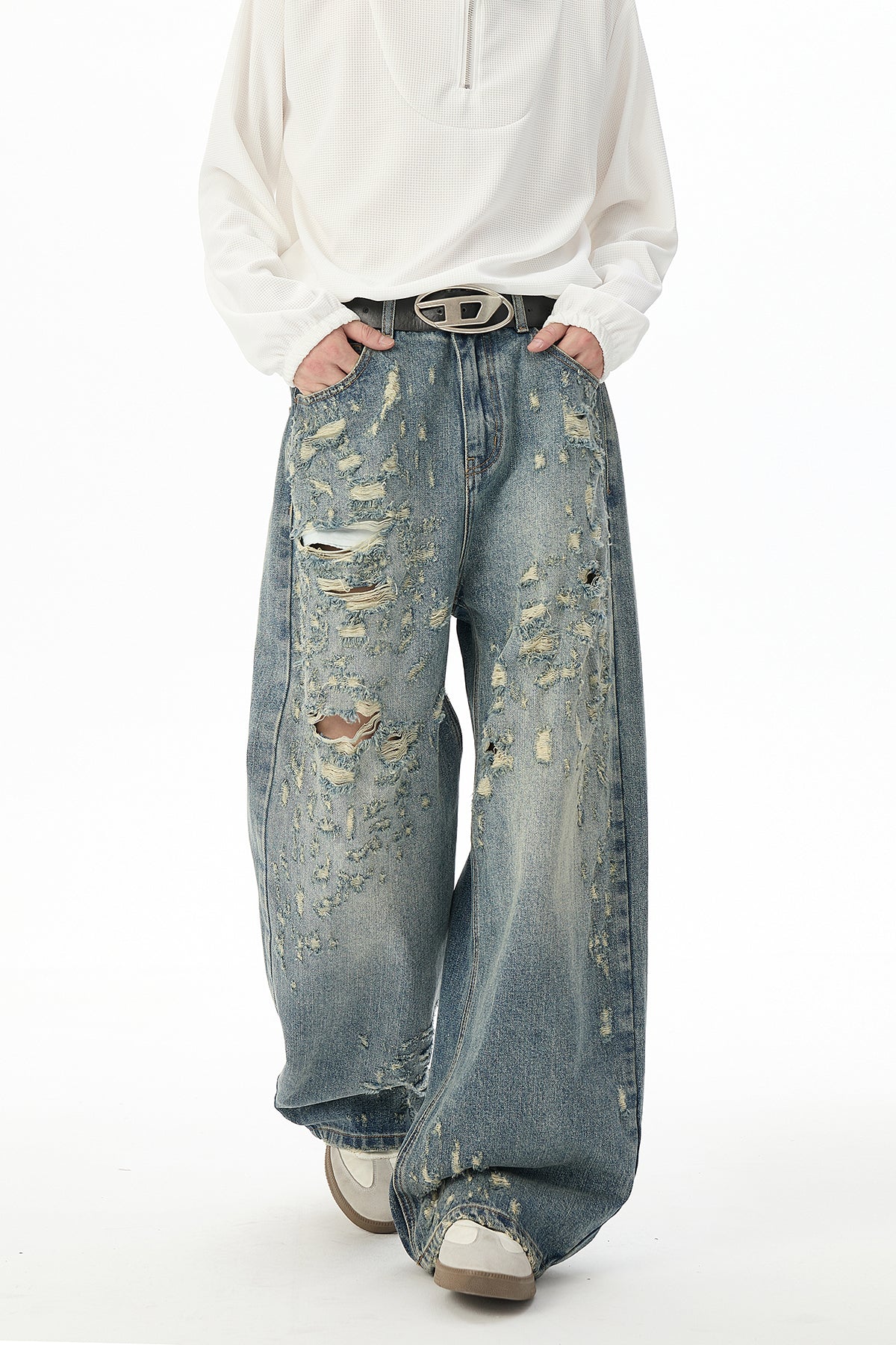 6109 - Style Store Multi Horizontal Yarn Hole High Quality Washed Denim Jeans