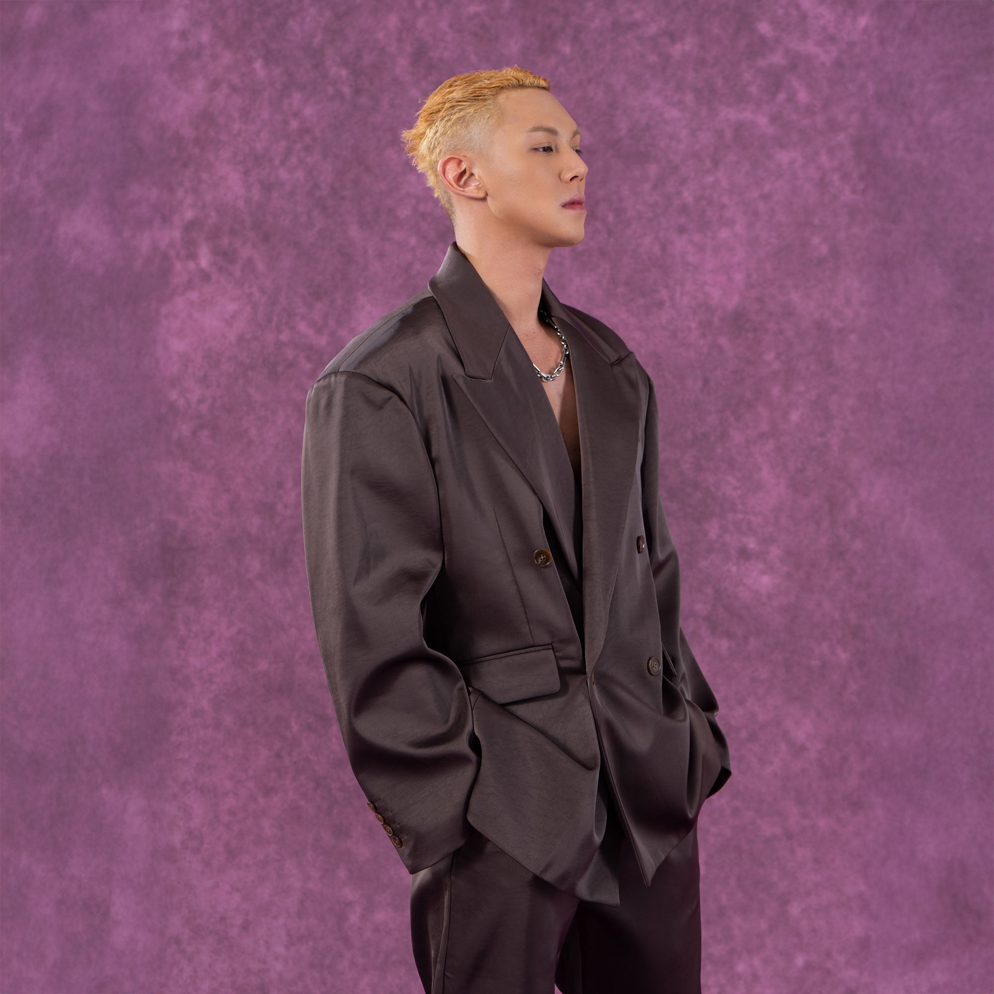 새틴 오버사이즈 블레이저
