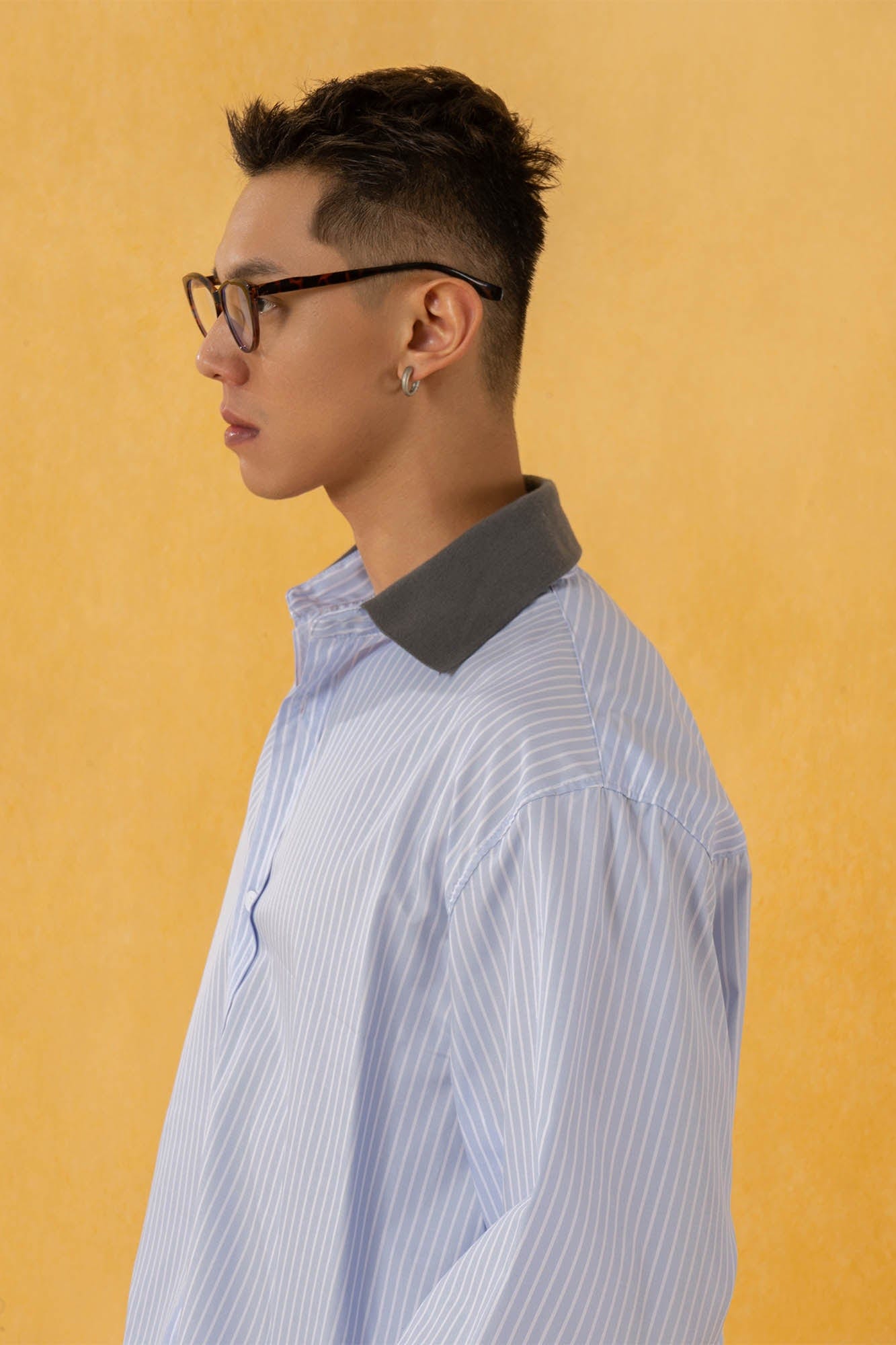 Contrast Collar Striped Shirt