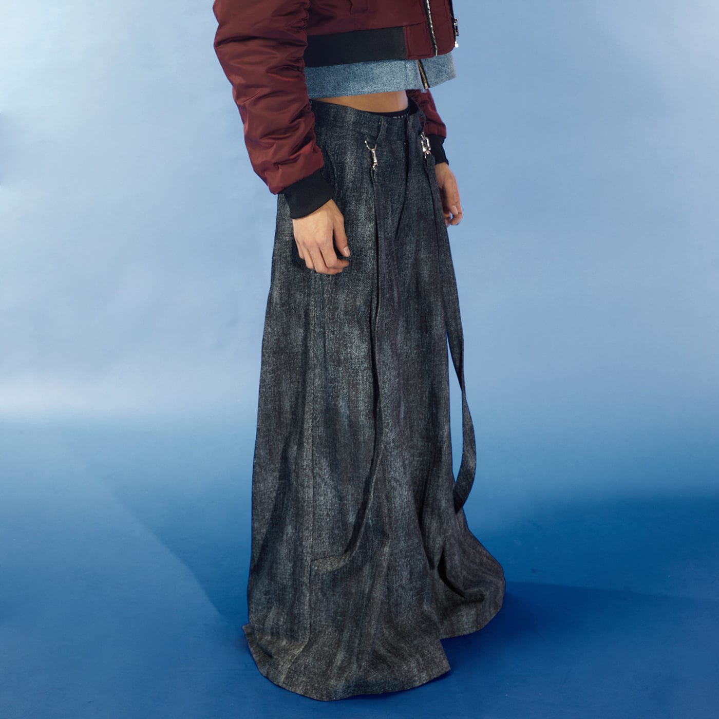 Clip Detail Wide Leg Jeans