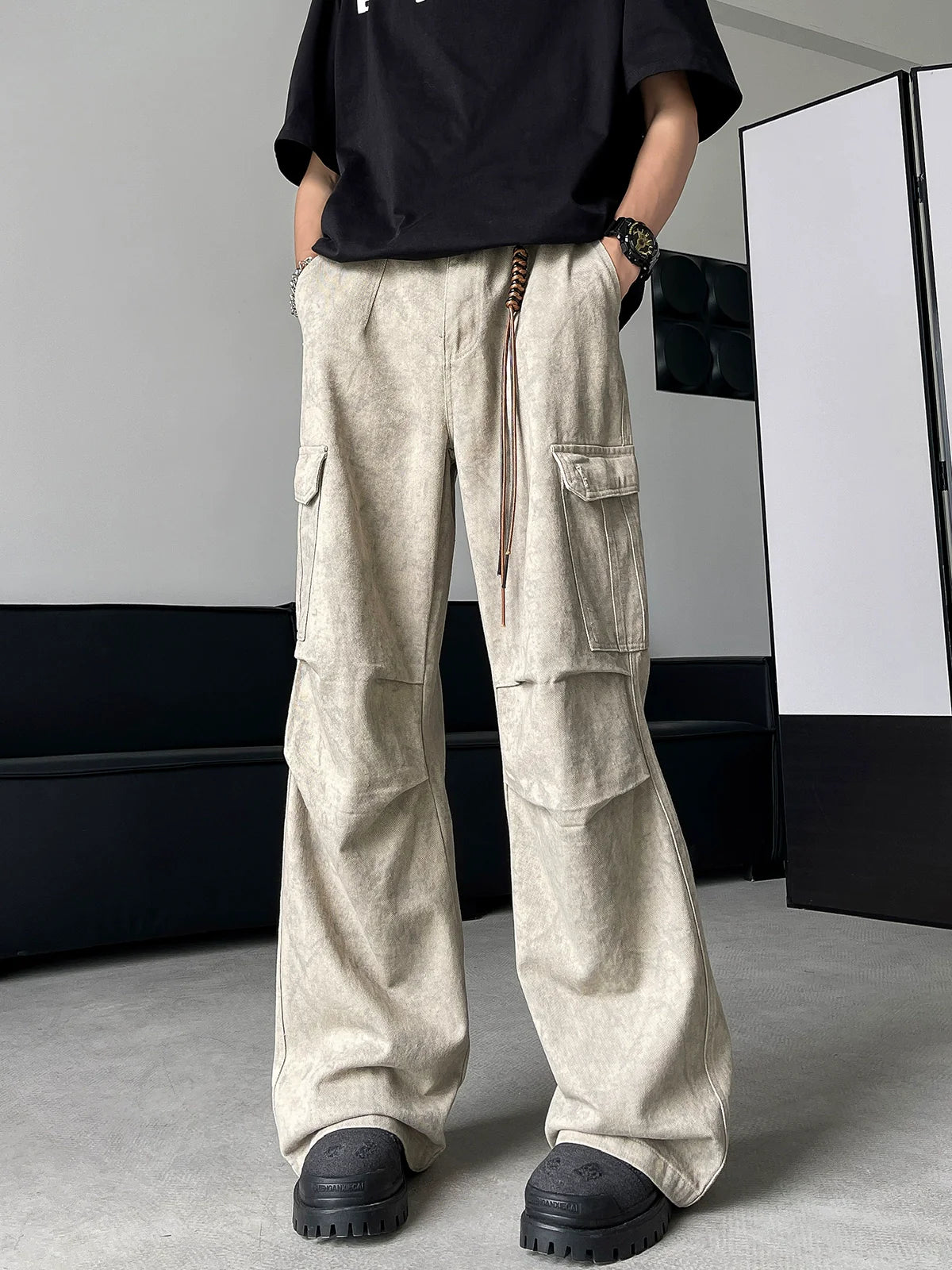 Loose Fit Light Wash Cargo Pants