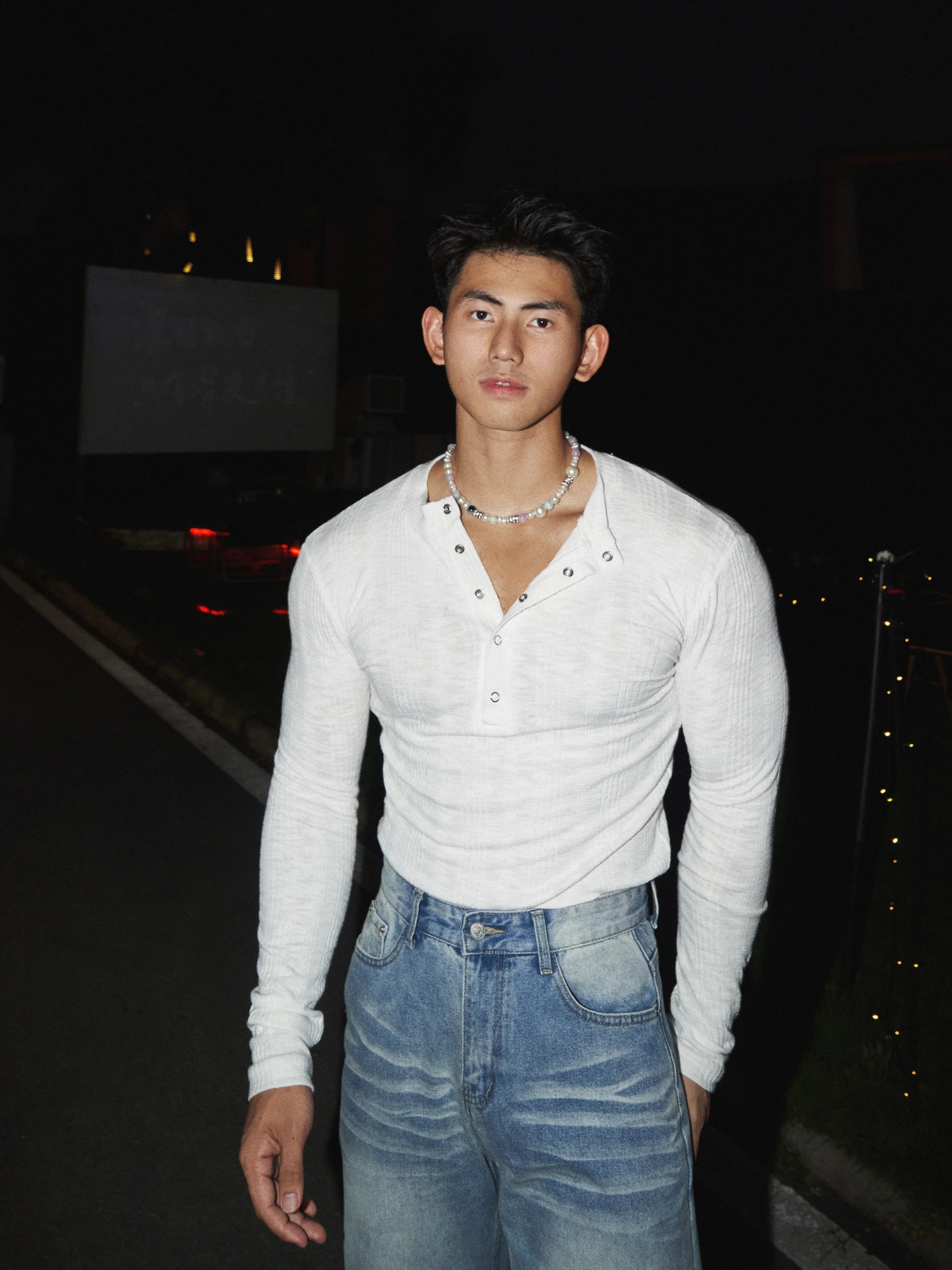 Simple Slim-Fit Solid Color Knit Shirt