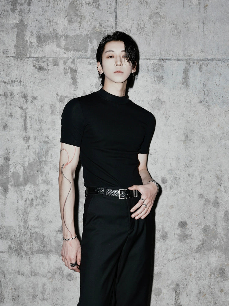 Fitted Short-Sleeve T-Shirt