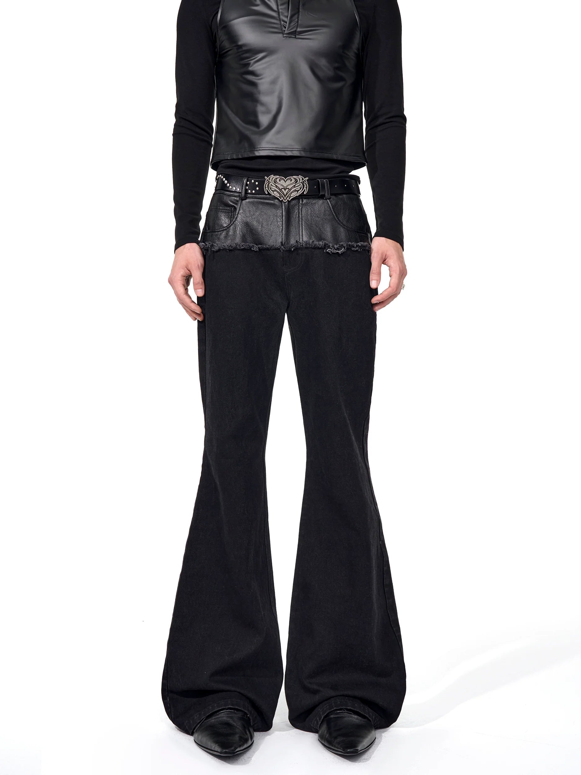 블랙 하이웨이스트 플레어 팬츠