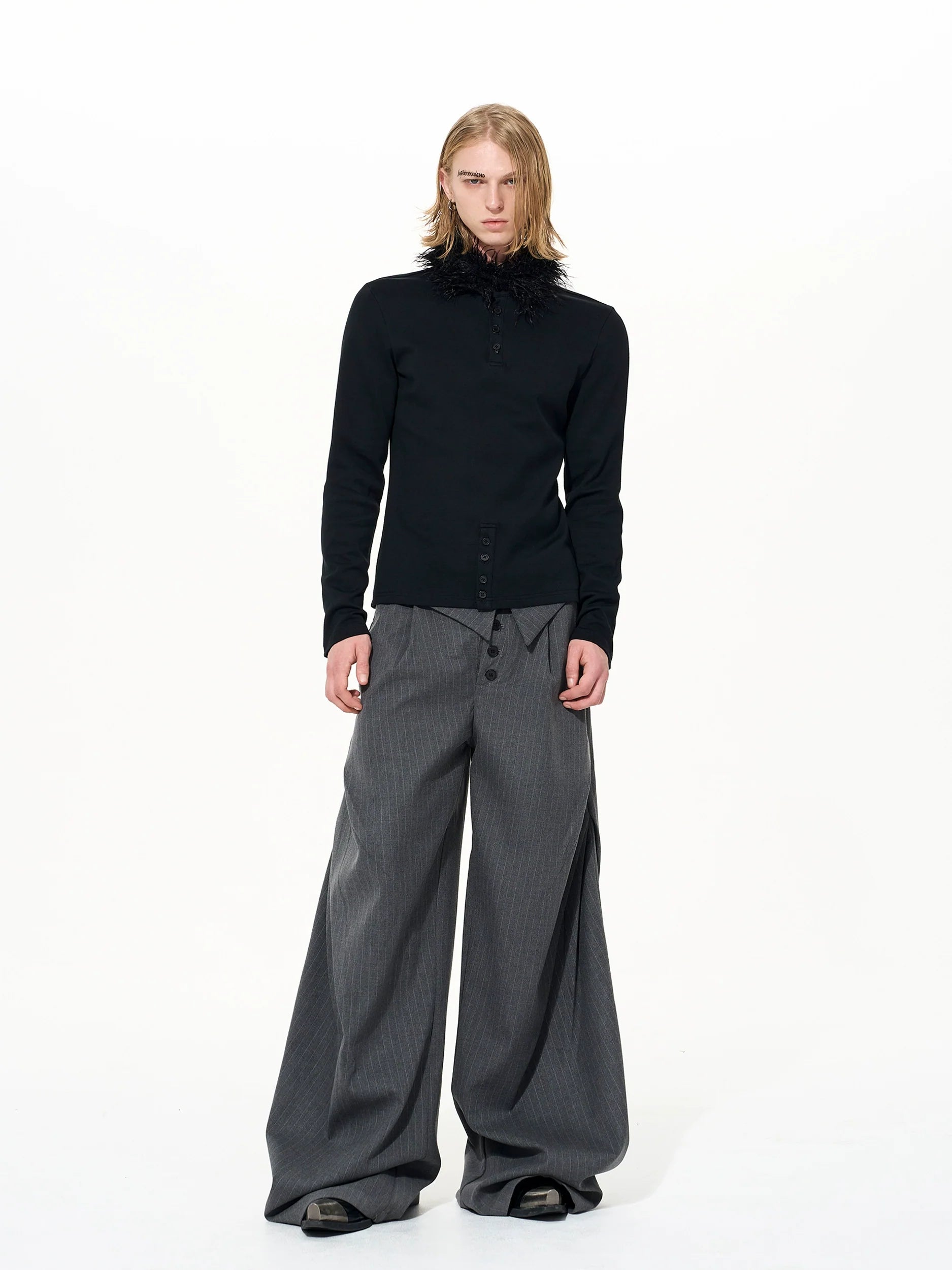 Plume Collar Button Henley Top