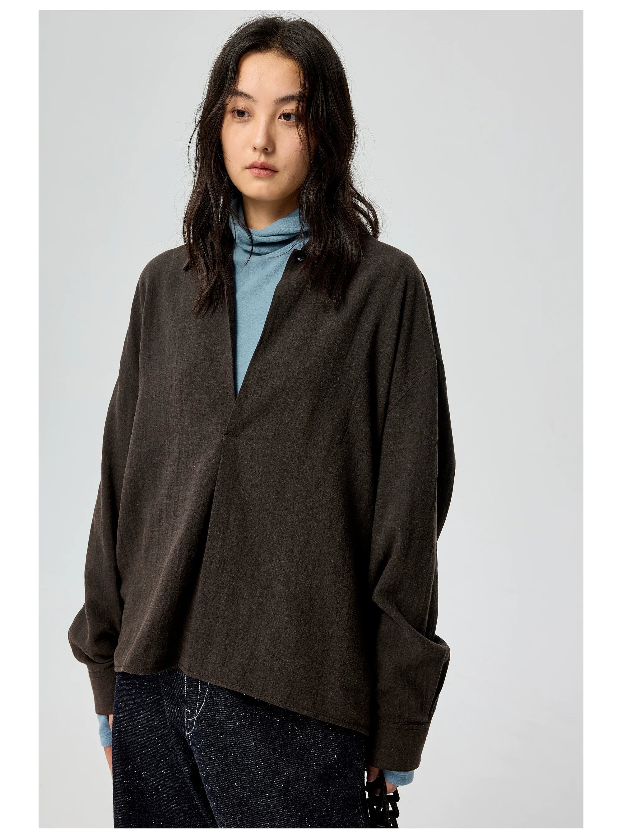 Relaxed Linen Collared Blouse