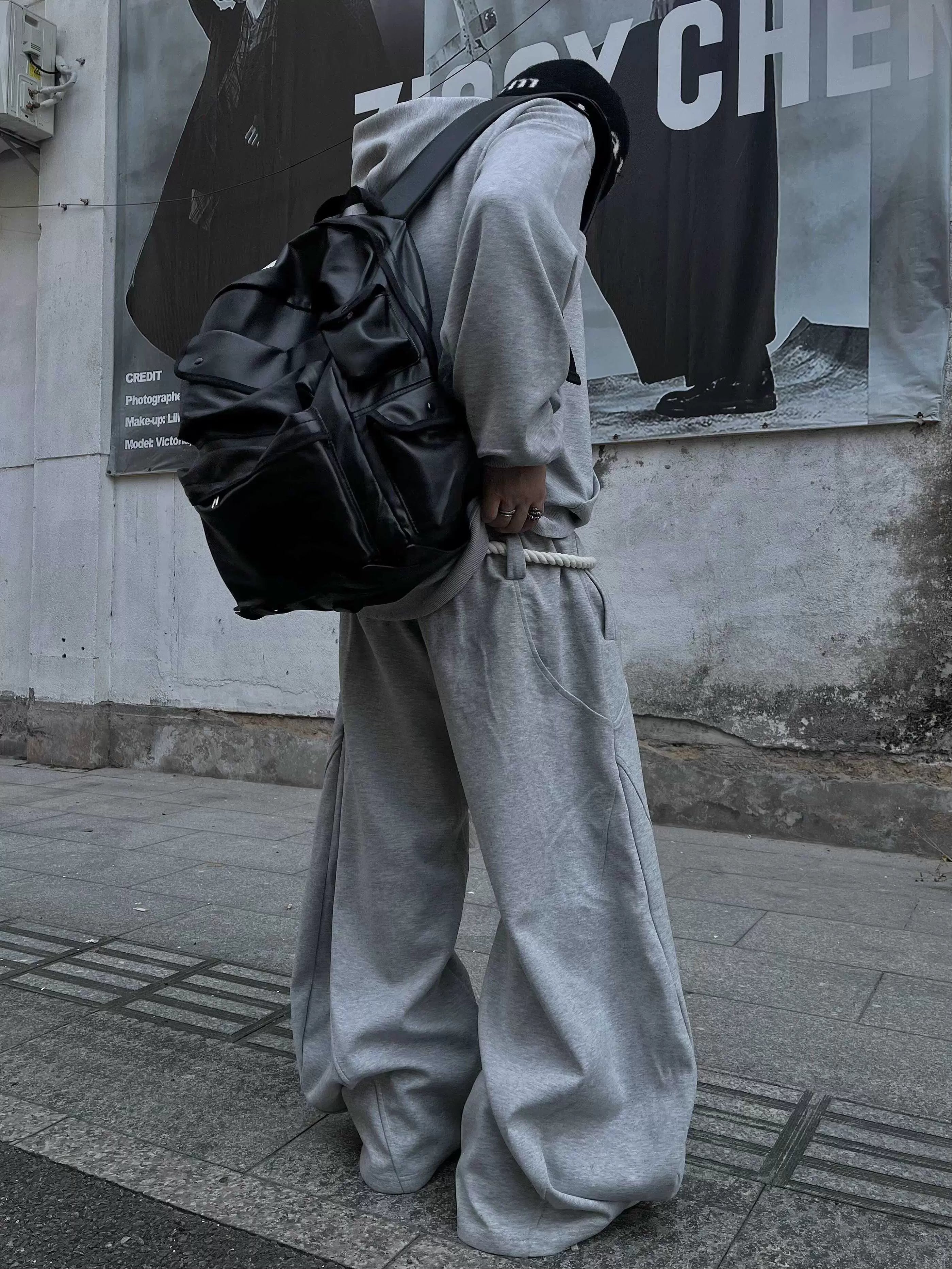 로프 드로스트링 그레이 와이드 레그 스웨트팬츠