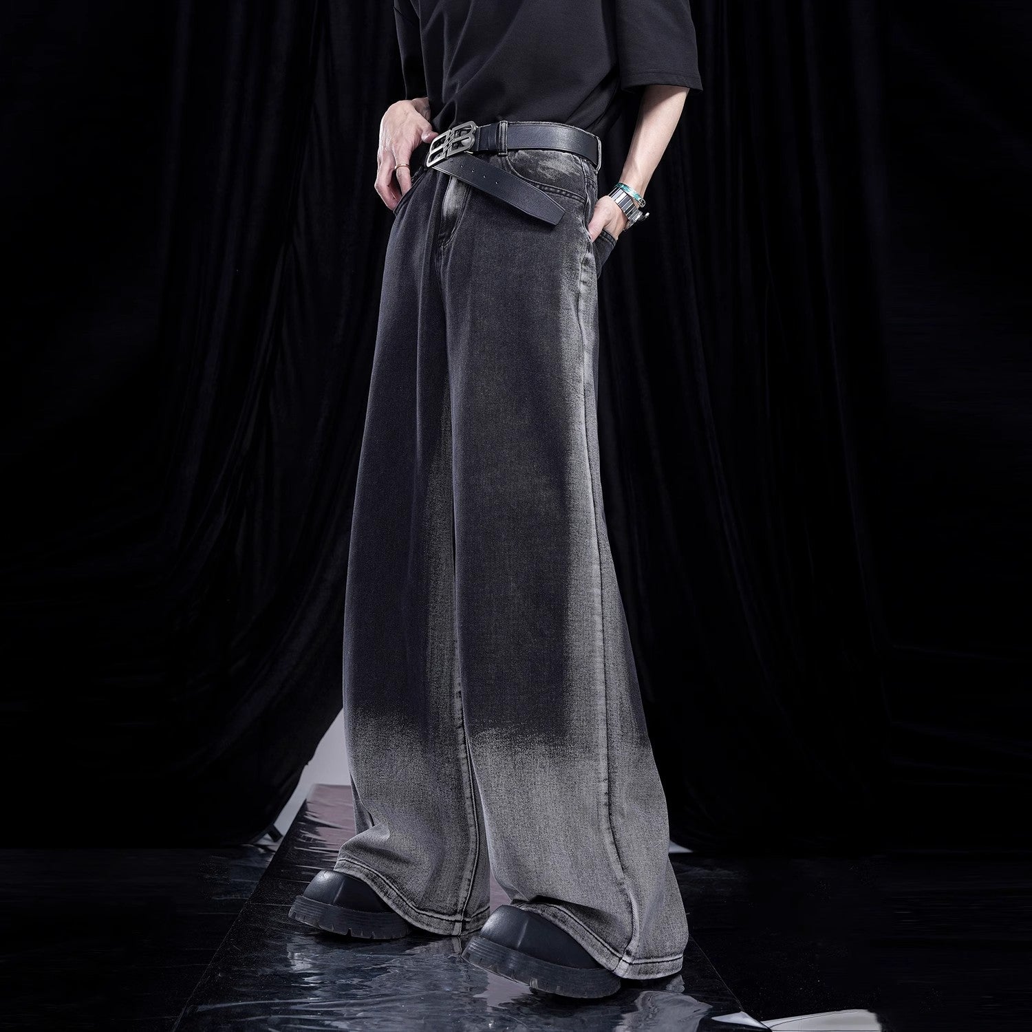 Gradient Washed Wide Leg Denim Jeans