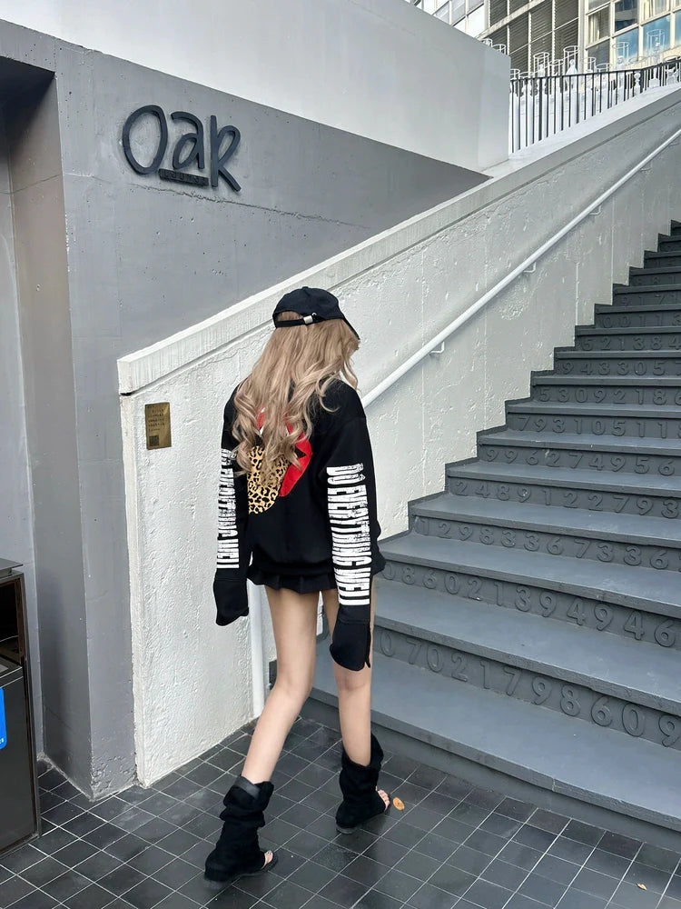 레오파드 팡 레블 텅 스웨트셔츠