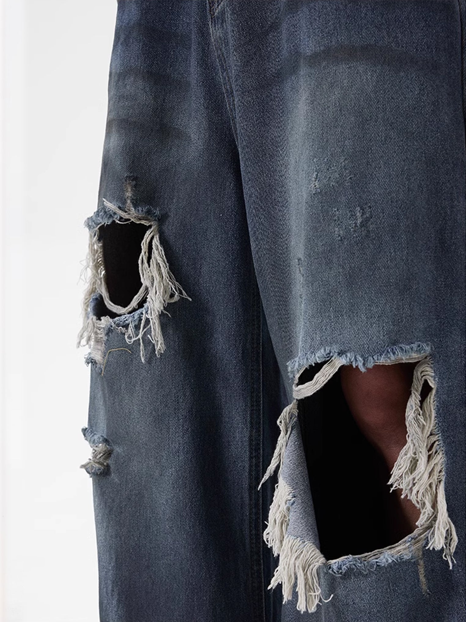 Distressed Wide-Leg Baggy Denim Jeans